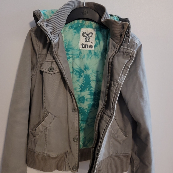 TNA Grey Jacket - Picture 2 of 8
